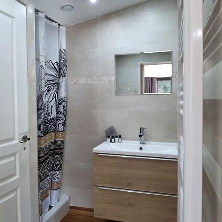 Caribbean فيلة كان