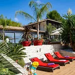فيلة Caribbean *