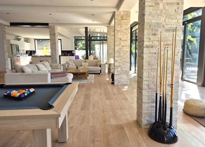 Caribbean Villa Cannes