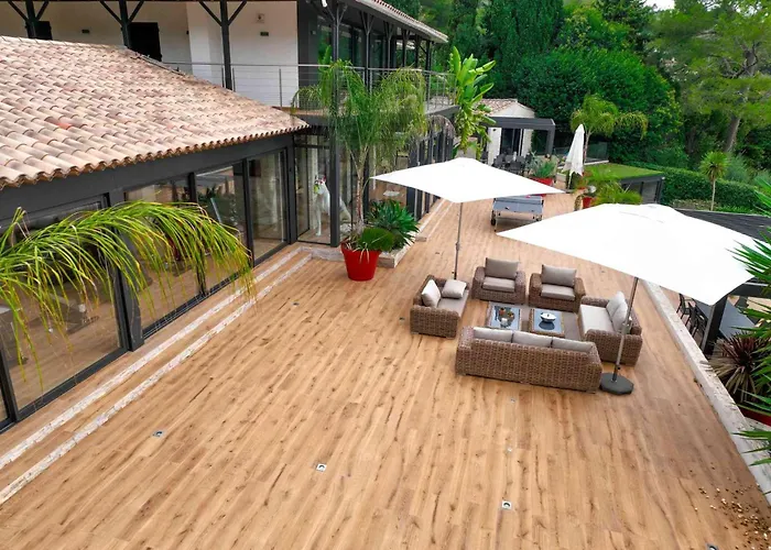 Caribbean Villa Cannes